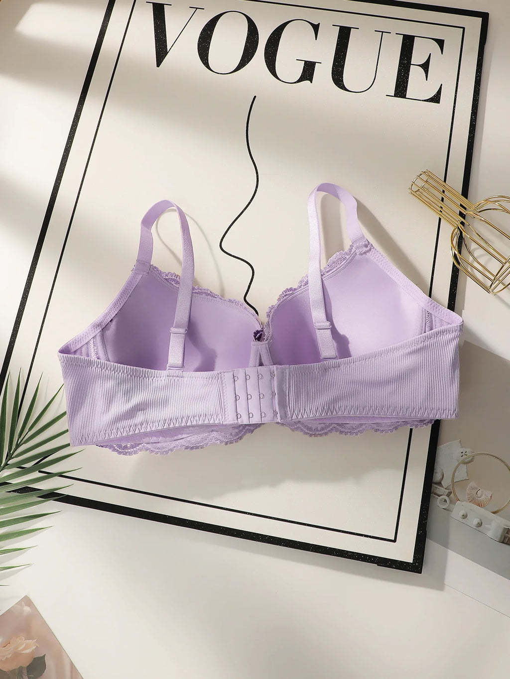 Women's Oversized Underwear With Half Cup Gathered Anti Sagging Flower Embroidery Design Suitable For Plump Women 90D-110D B2510