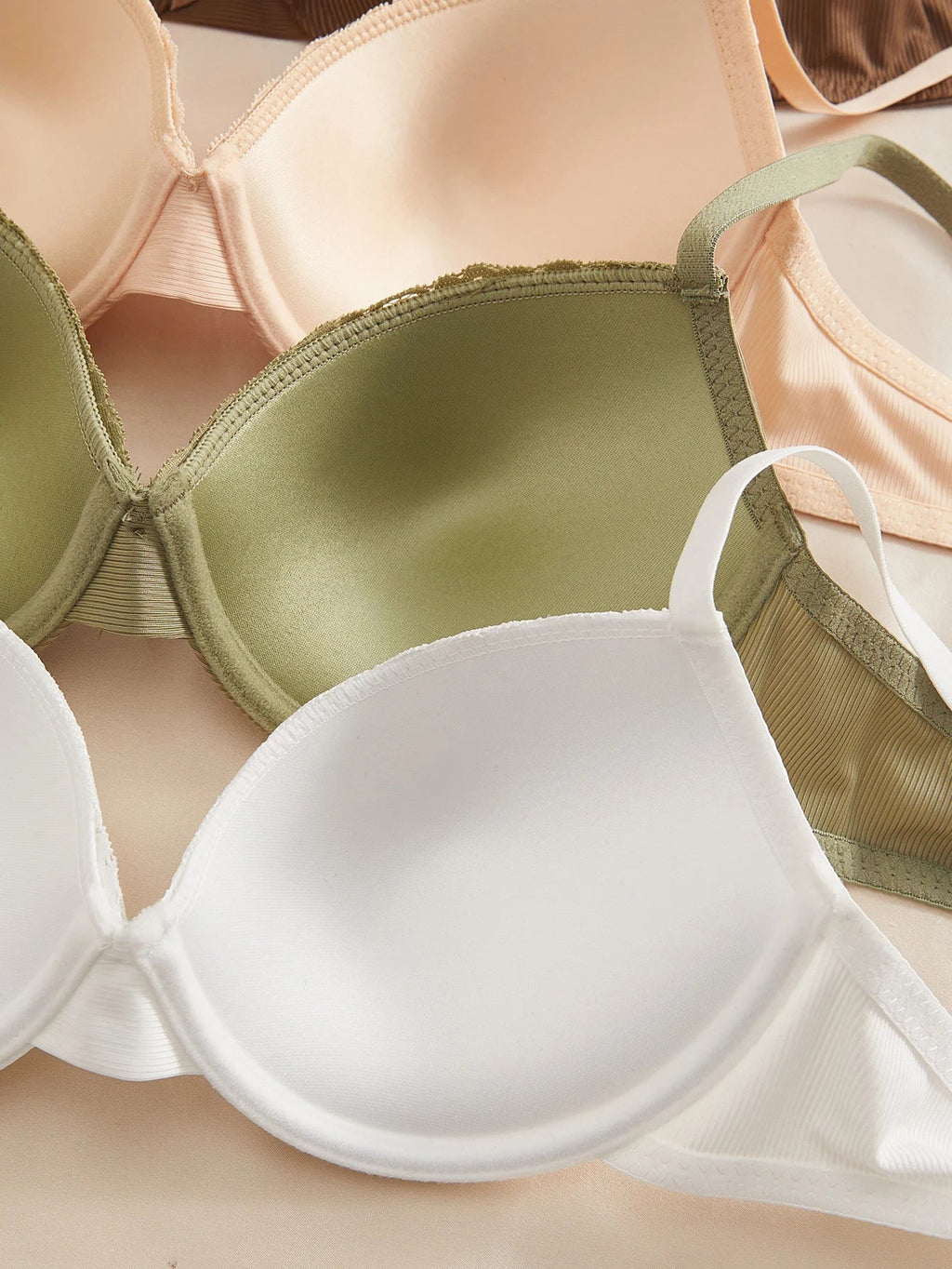 4Pcs Daily Lace Trim Women's Underwear Set Rib Knit Push up Underwire Bra Airy & Stylish Women's Bra