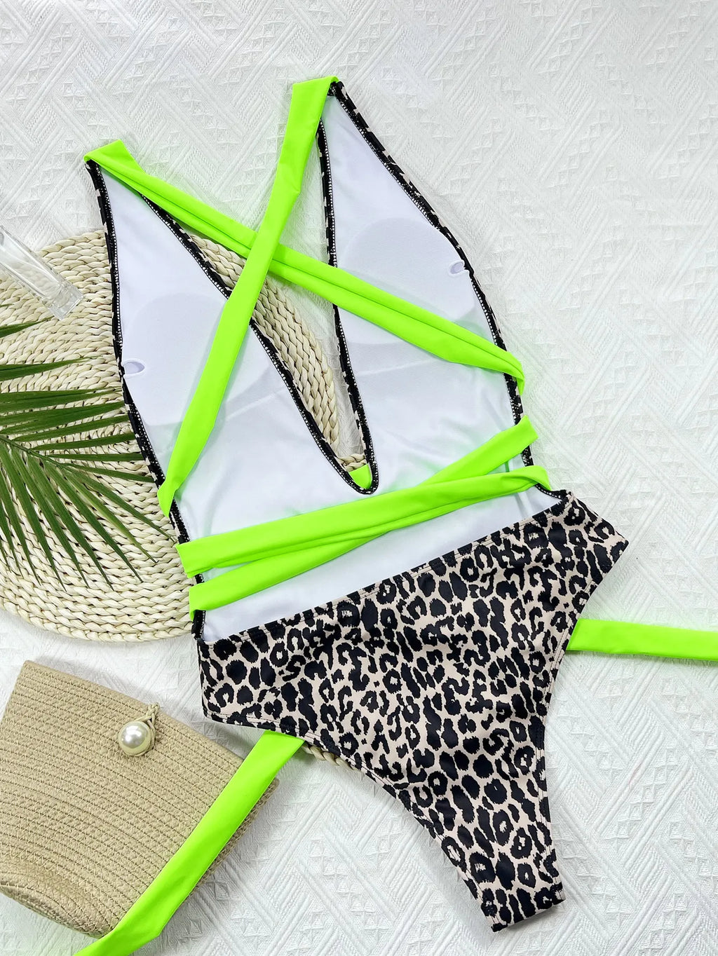 2026 New Sexy One Piece Swimsuit Swimwear Women Leopard Deep V-neck Cross Strap One-piece Bathing Suit Beachwear Banadores Mujer