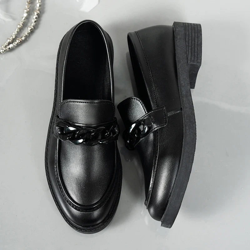 Chain Decor Patent Leather Women's Loafers Comfortable Slip On Med Heel Student Shoes Woman Plus Size Point Toe Oxford Shoes 42