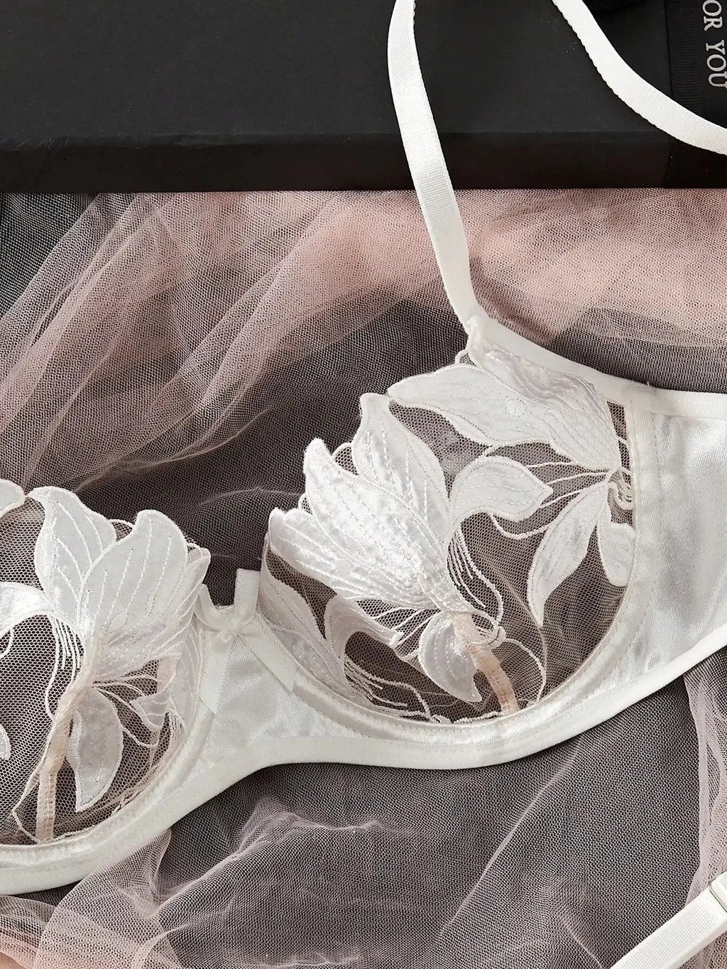 Fairy Lingerie Floral Valentine Charming Brief Panty Underwear Sexy Nighty Underwear Women See Through Bra Brief Set