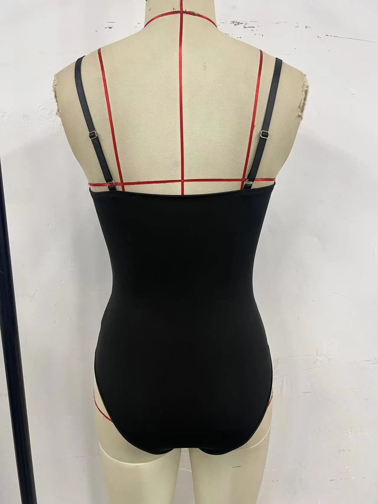 Fashion Black Floral Mesh Embroidery Bodysuits for Women Sexy Strap Sleeveless Slim Party Clubwear Body Tops Suspender Jumpsuit
