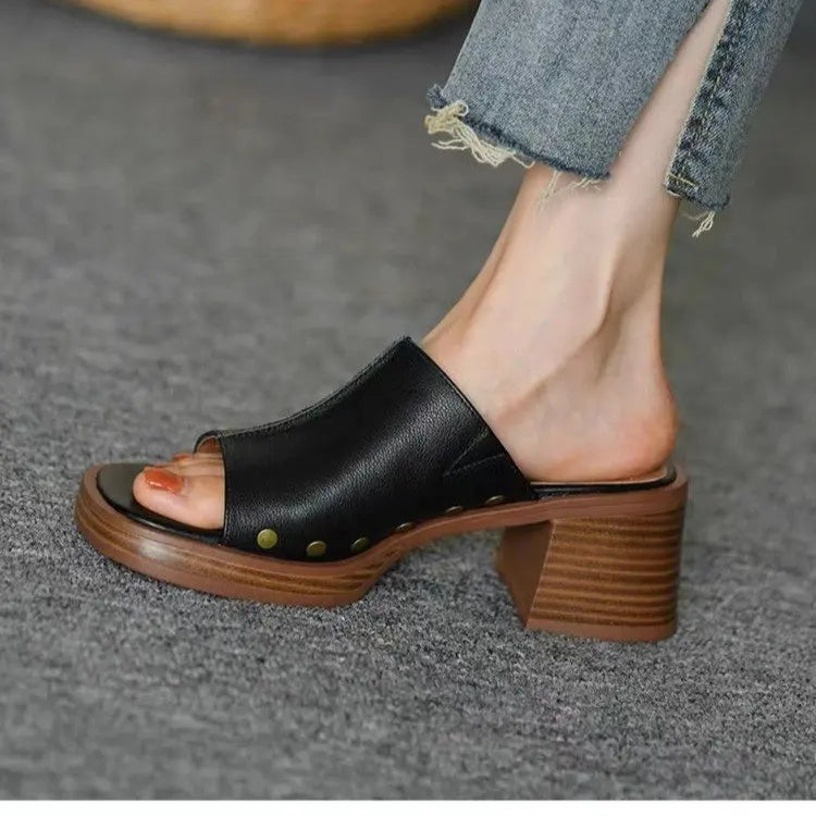 Women Beach Slippers Summer Thick Sole Anti Slip Retro Slippers Women High Heels Comfortable Shoes Zapatillas Mujer