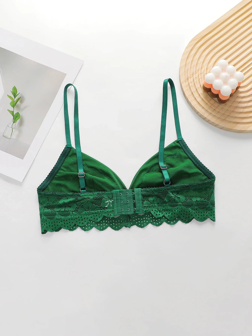 Women's sexy embroidered flower lace lingerie without steel ring gathered push up straps adjustable for daily comfort bra MR2686