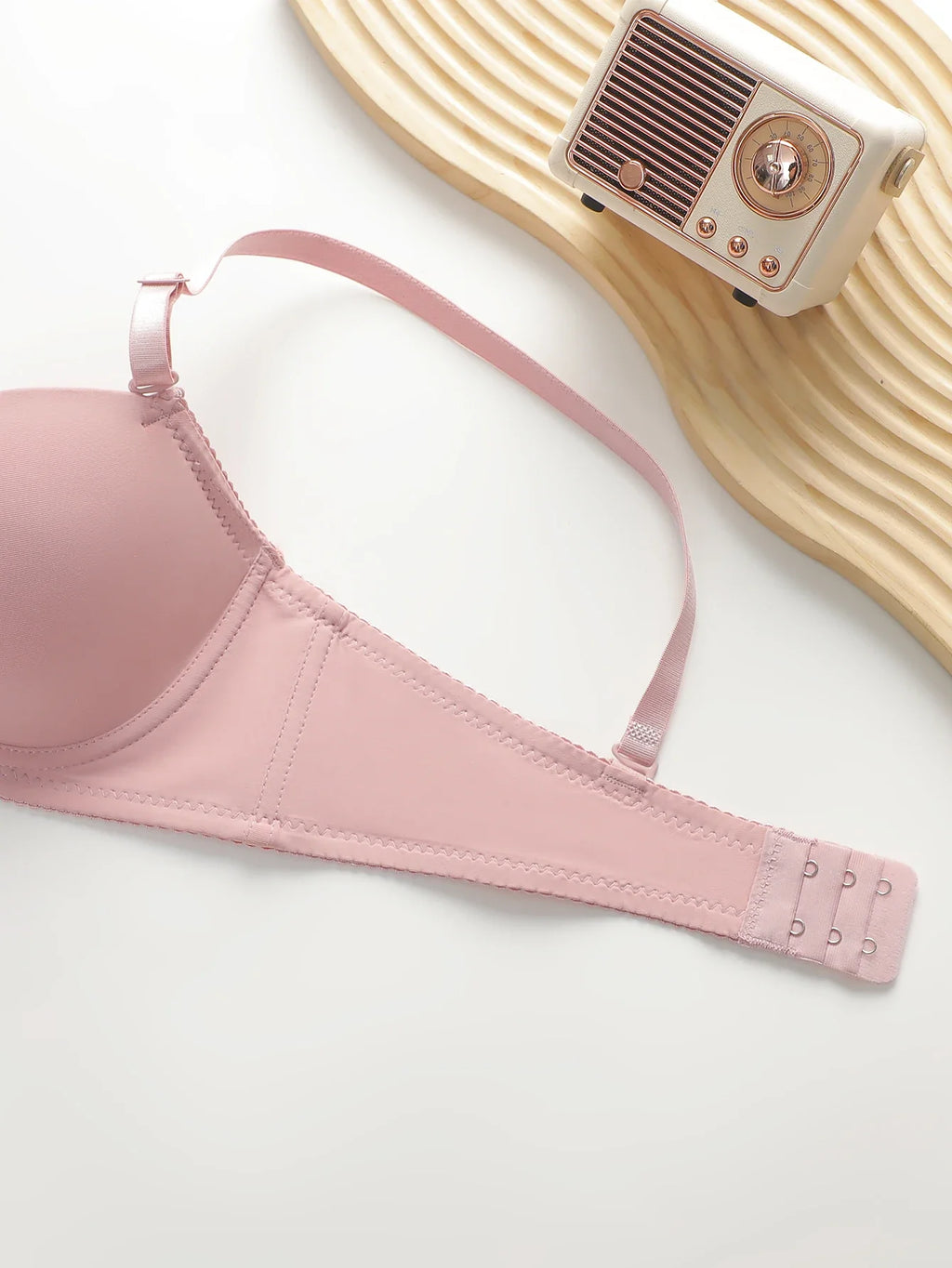 Hot selling solid color 2-piece underwear set multi-color daily four season Bra set comfortable to wear sexy Lingerie 2611