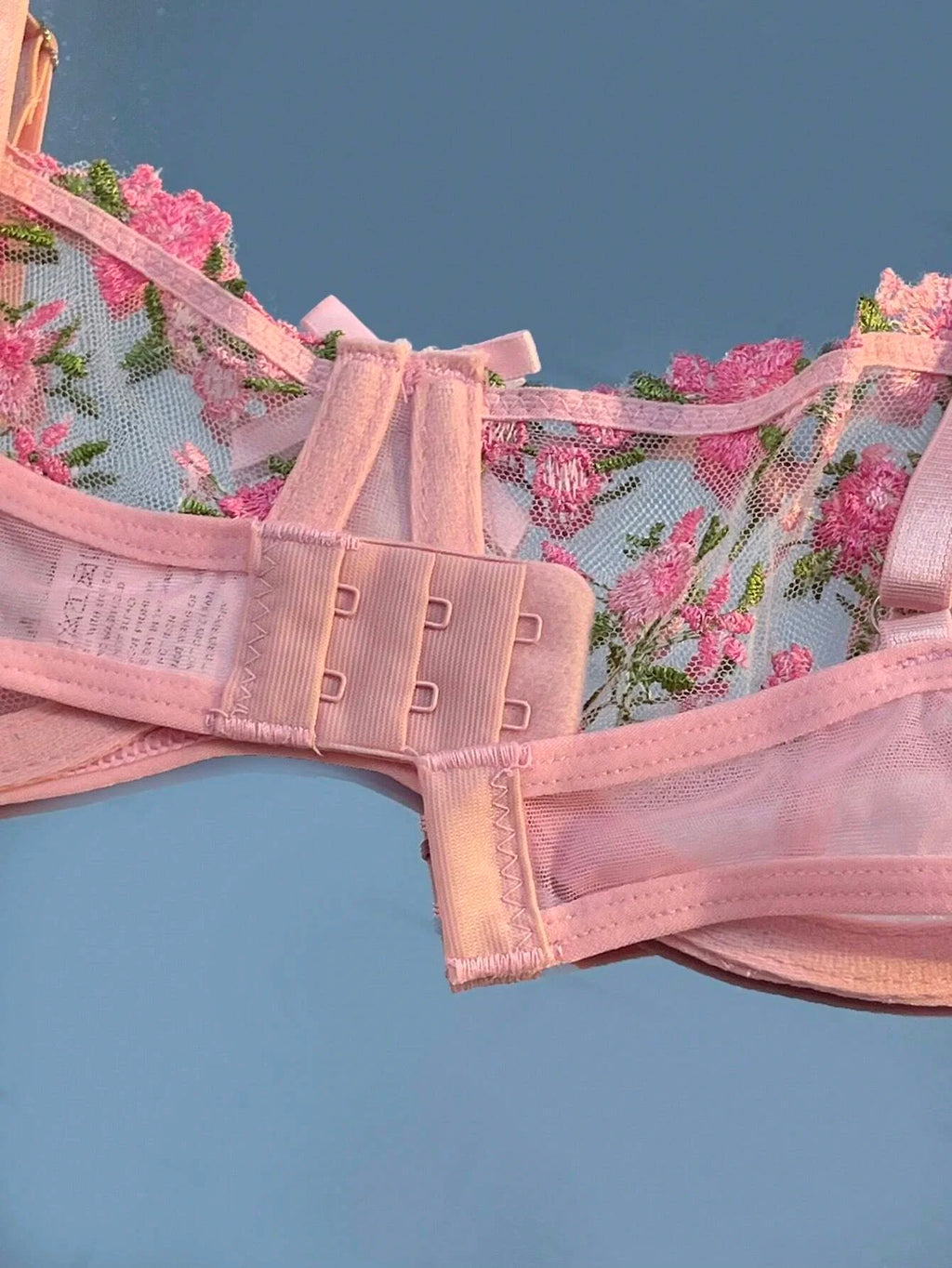 New Pink Bra Women Lingerie Set Ladies Embroidery Floral Bras Underwear Sets
