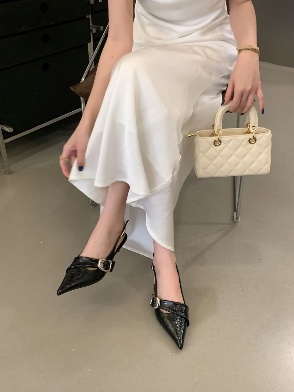 White Thin Heeled Sandals 2026 Women's Low-Heeled Shoes With Strap Brown Summer 2026 New Girls Fashion French OL Single Shoes