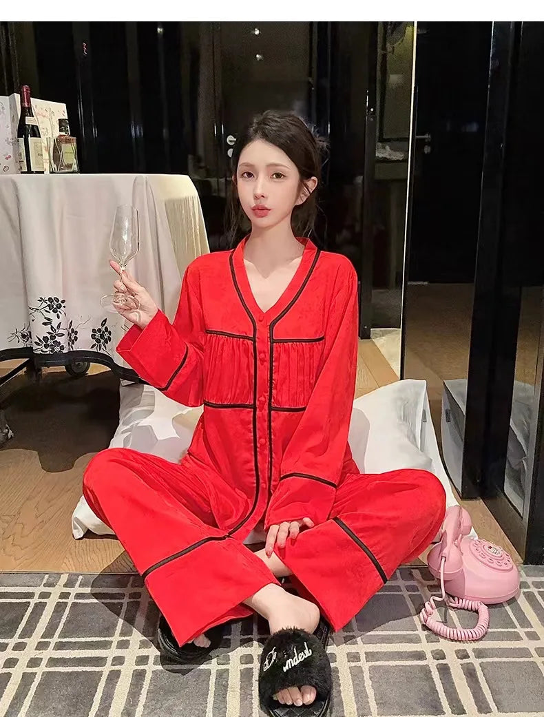 Spring and summer ice silk pajamas for women, sweet pajamas set, long sleeves and trousers, comfortable home clothes