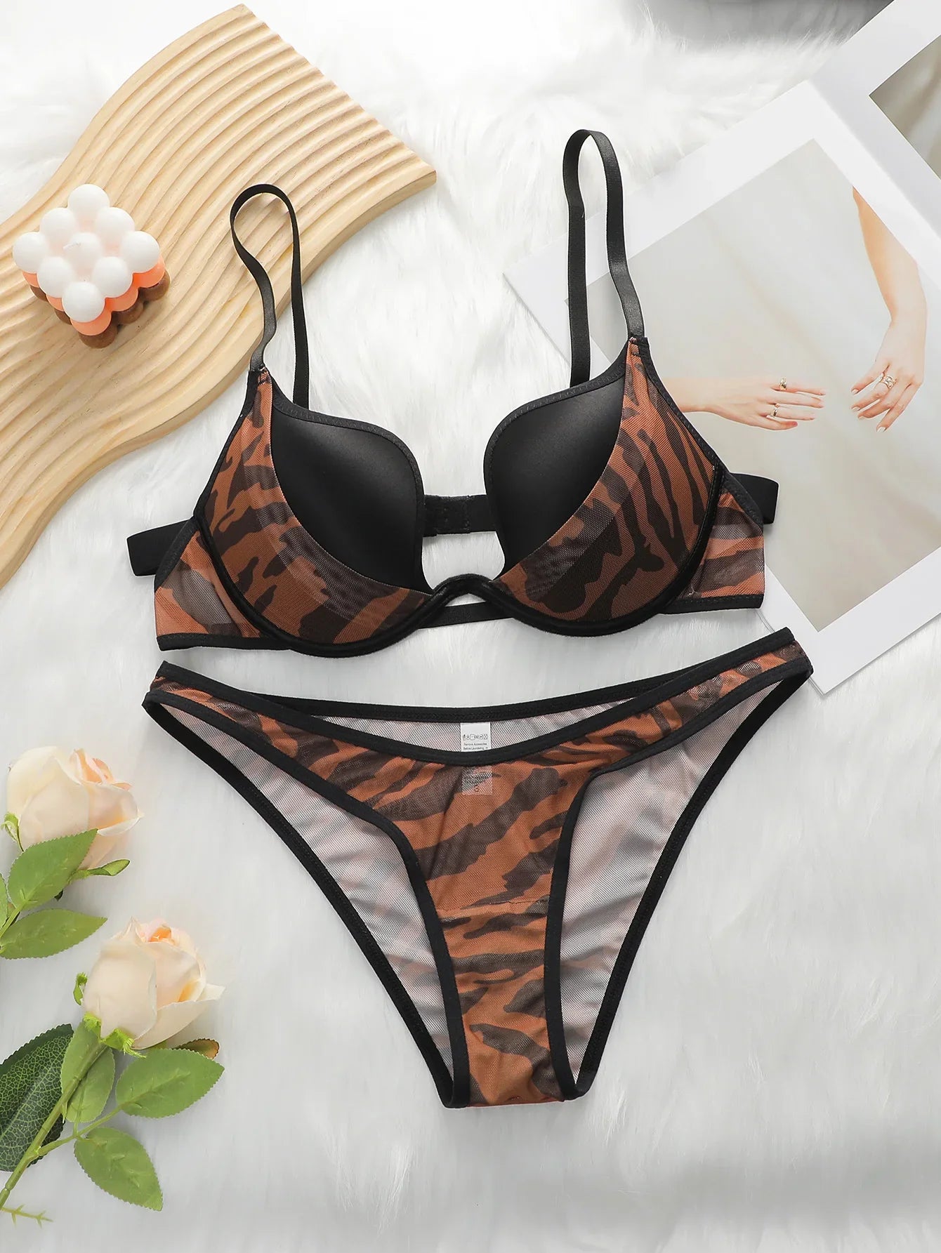 Women's Sexy Leopard Pattern Mesh Hollow Underwear Set Steel Ring Gathering Push Up Bra Women's Daily Underwear Set J2750