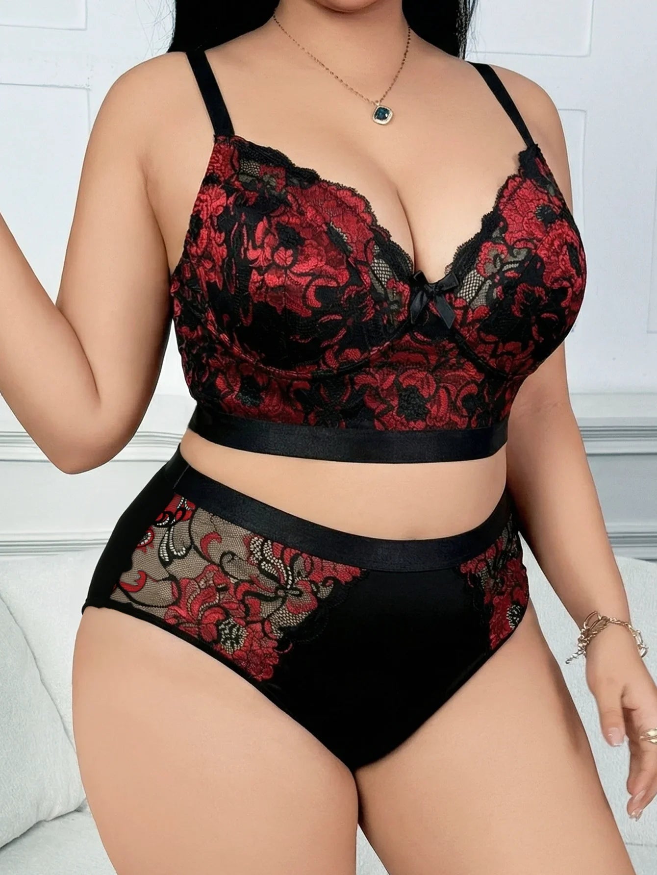 Women’s Hot Selling Plus Size Lingerie Set, Sexy Lace Embroidered Push Up Bra, Big Bust Floral Pattern Set