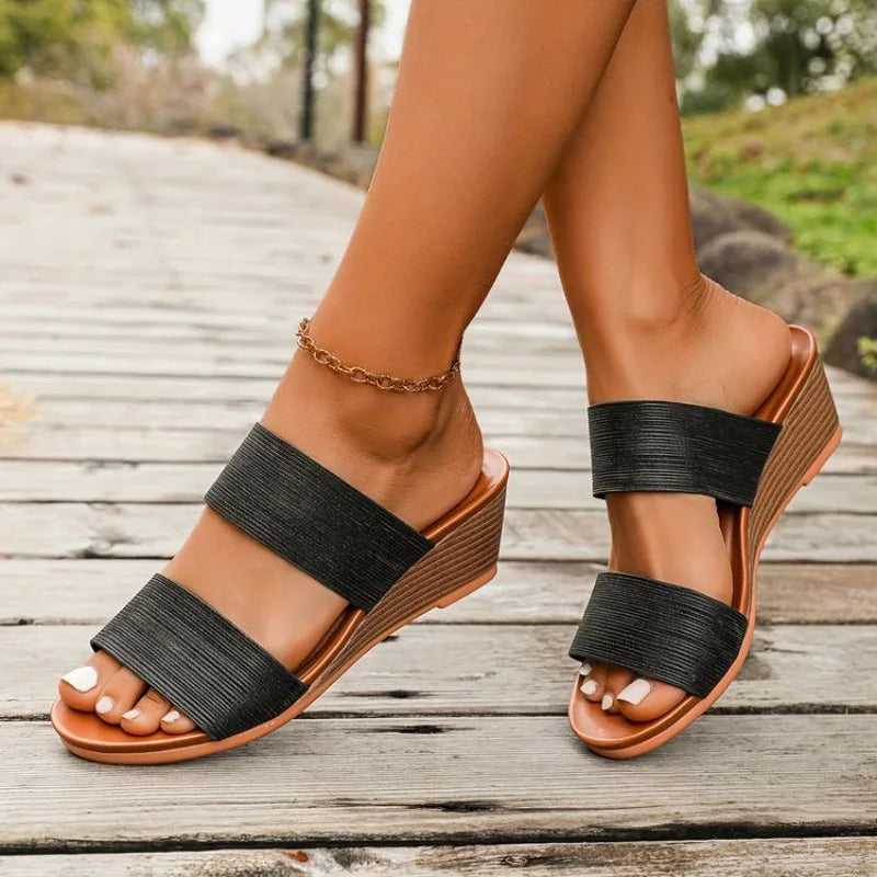2026 Summer High Quality New Fashion Casual Platform Wedge  High Quality New Fashion slippers women