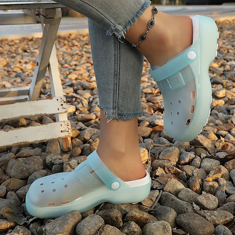 Jelly Color Platform Clogs Sandals Women 2026 Summer Thick Bottom Non Slip Beach Sandles Woman Breathable Slip On Garden Shoes