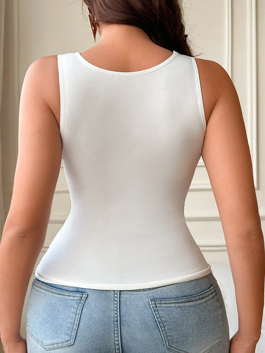 Base Layer Women's Sleeveless Tank Top Underwear Elegant Floral Lace Neckline Camisole Sexy Tops Women