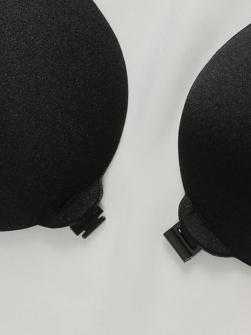 Dolphin front buckle European and American breathable invisible silicone anti sagging bra gathering and lifting chest patch