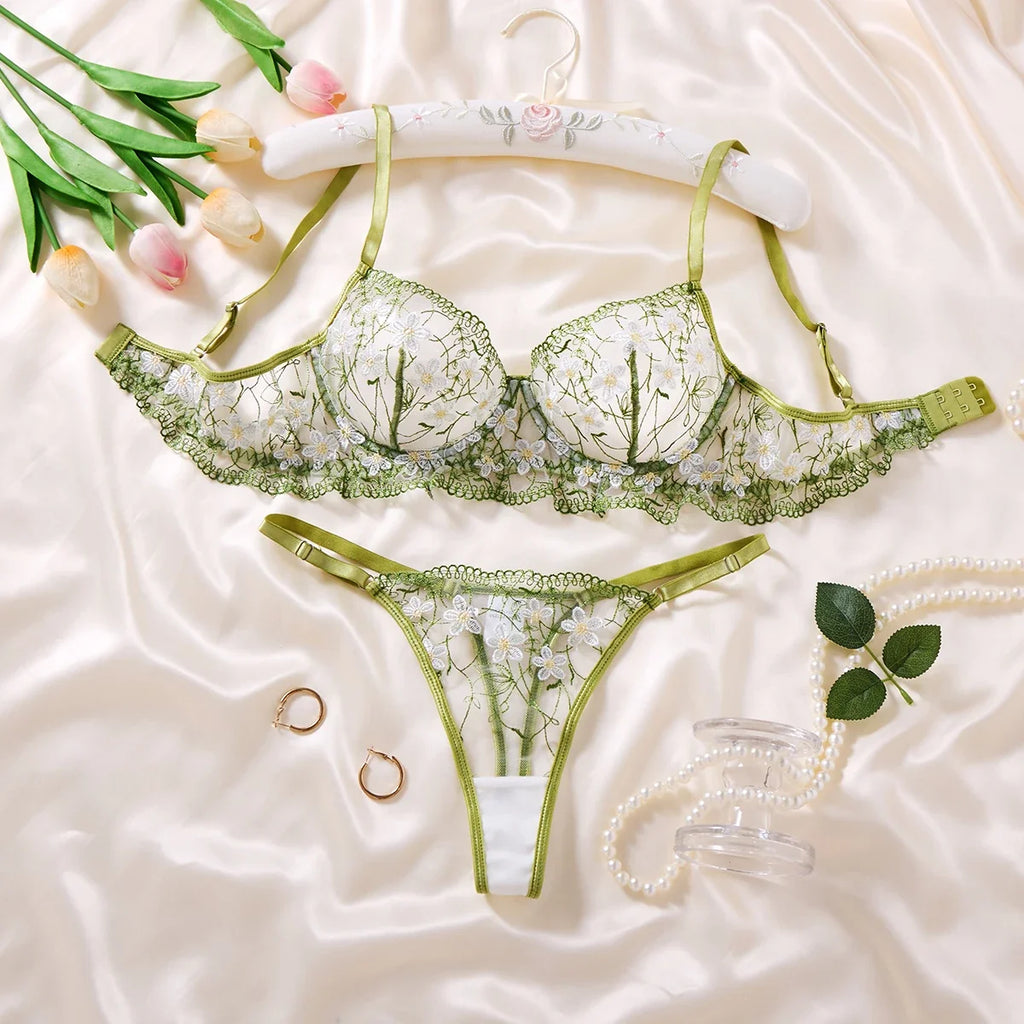 Green Floral Sexy Lace One-Piece Sheer Embroidered Lingerie, Sweet French Pure Passion Circle Bra ZA825194