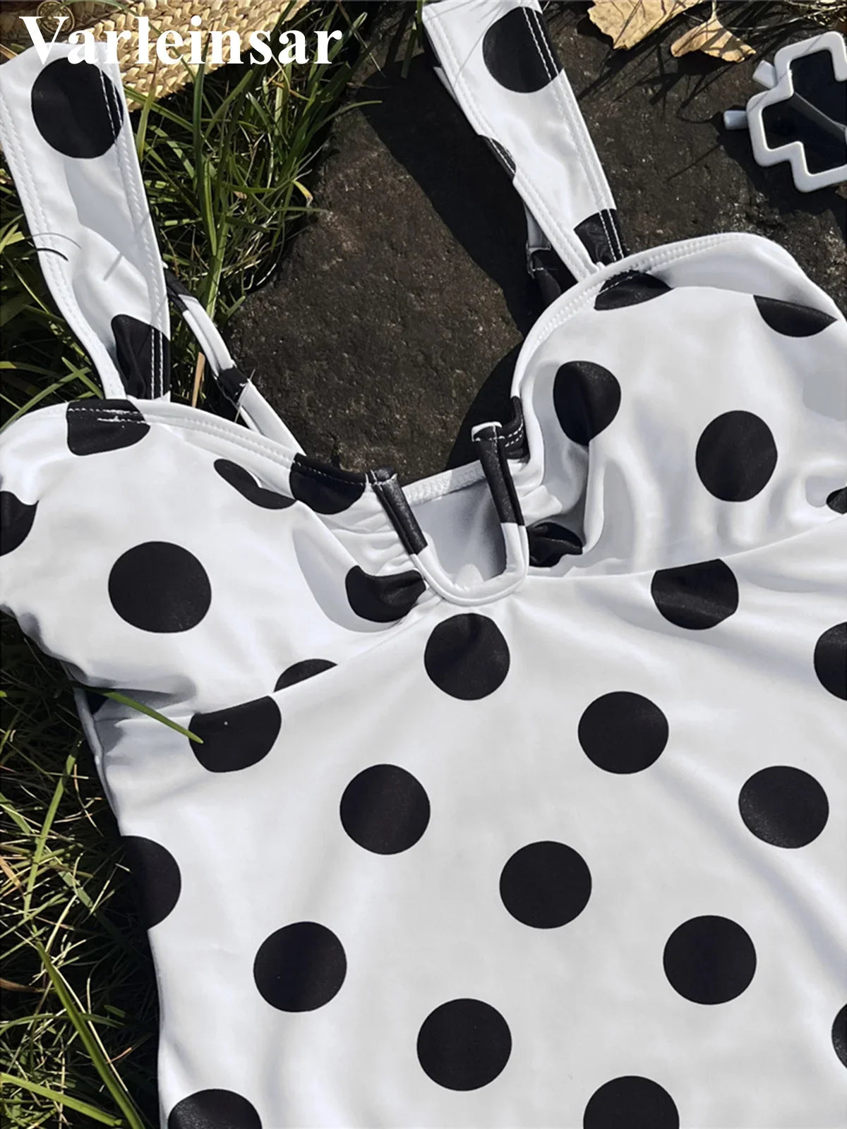 2026 Sexy Polka Dot U Neck Women Swimwear One Piece Swimsuit Female High Leg Cut Monokini Padded Bather Bathing Suit Swim V8273