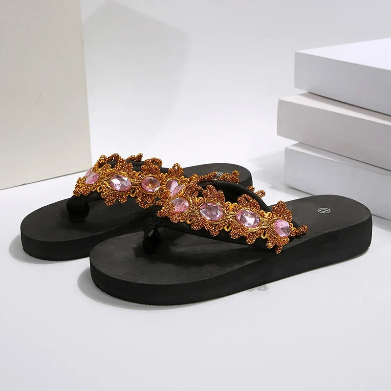 Luxury Colorful Rhinestone Flip Flops Women Fashion Weightlight Flat Slippers Woman Outdoor Non Slip Clip Toe Slides Female