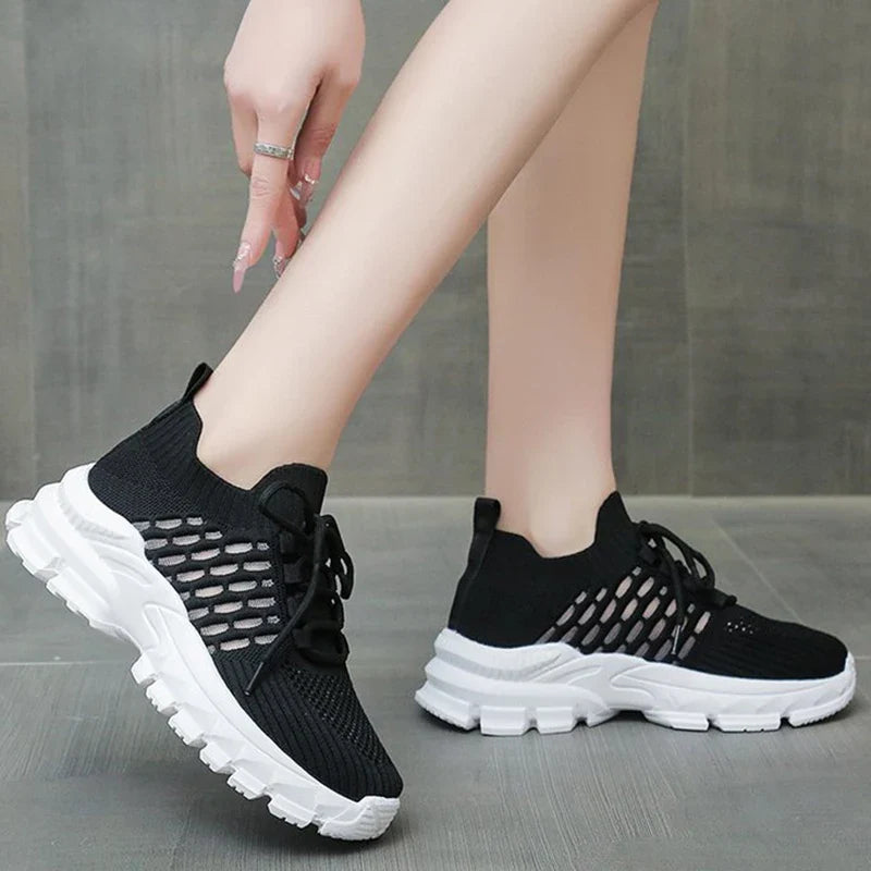 Spring Autumn Breathable Mesh Sneakers Woman Non-Slip Lightweight Solid Sports Shoes Women Casual Plus Size Lace Up Shoes Female