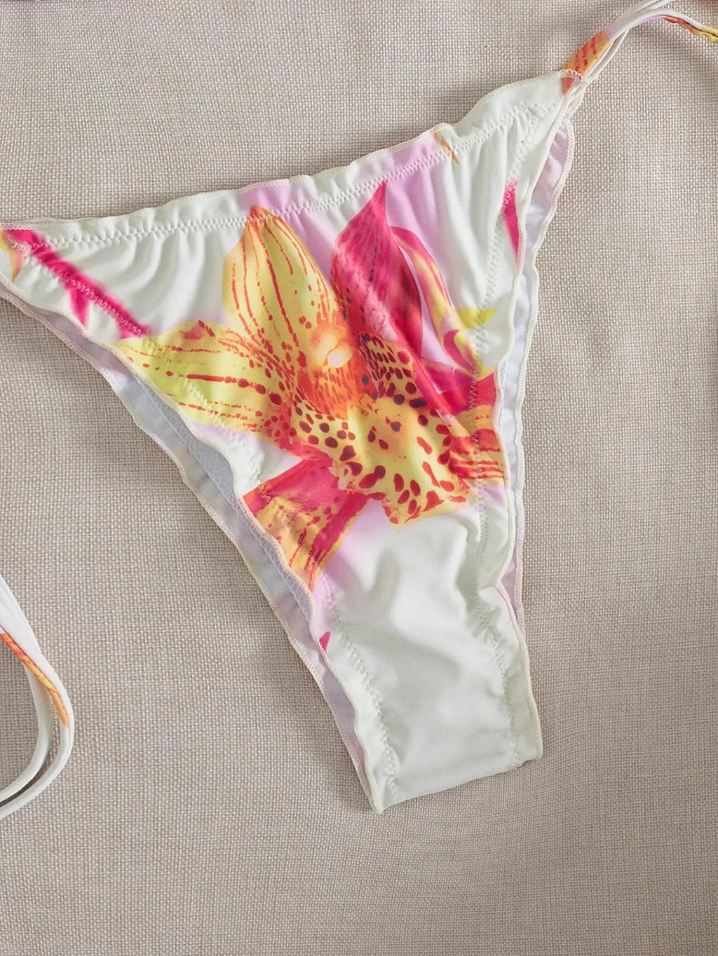 Sexy Pink Floral Print Micro Bikini 2026 Women 3D Flower Push Up Bra Tie Side Thong Swimsuit Beach Bathing Suit Holiday Swimwear