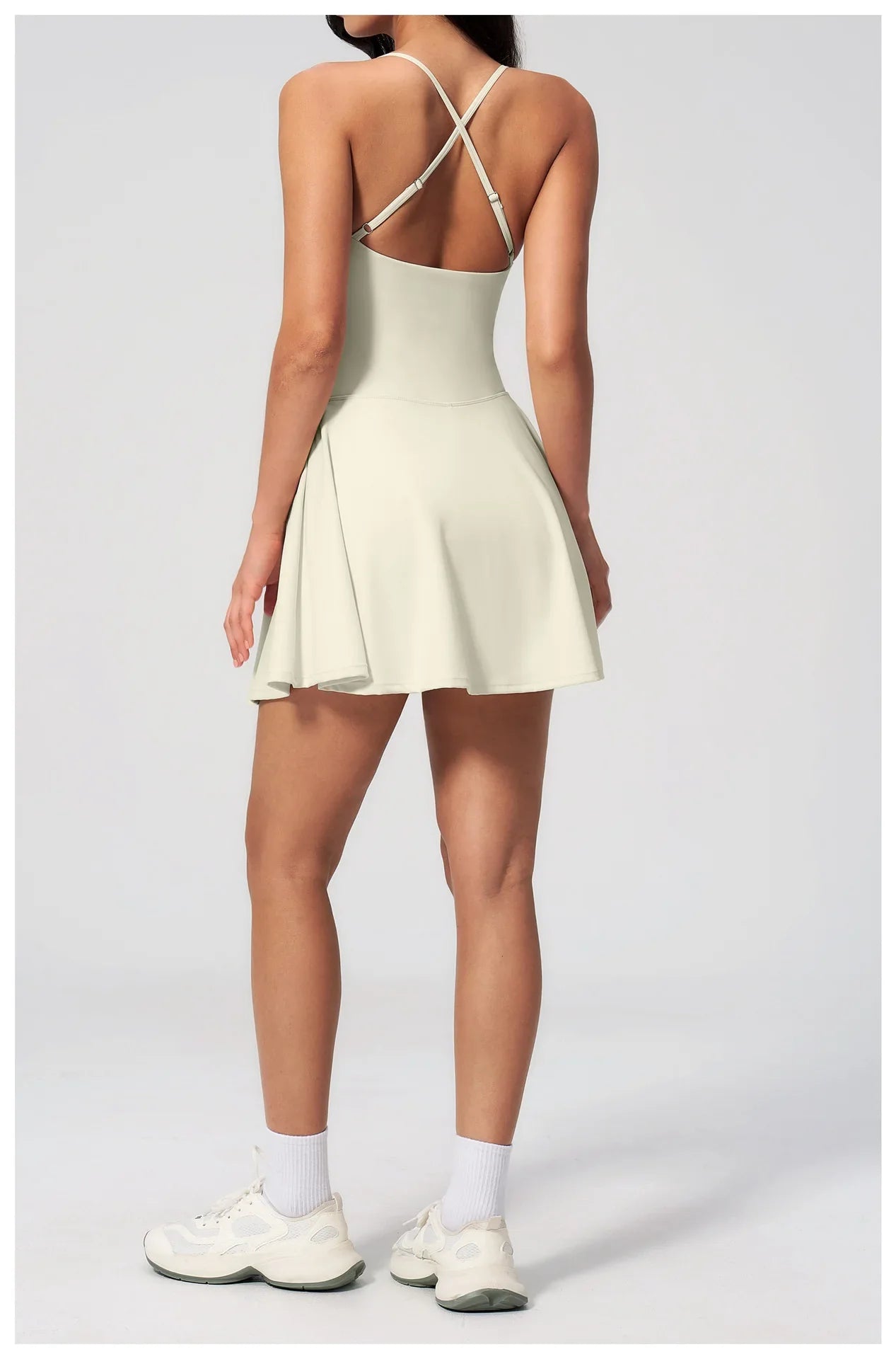 Women Tennis Dress with Shorts Pocket Square Neck Hollow Back Sleeveless One Piece Sports Outfit Fitness Pleate Mini Dresses