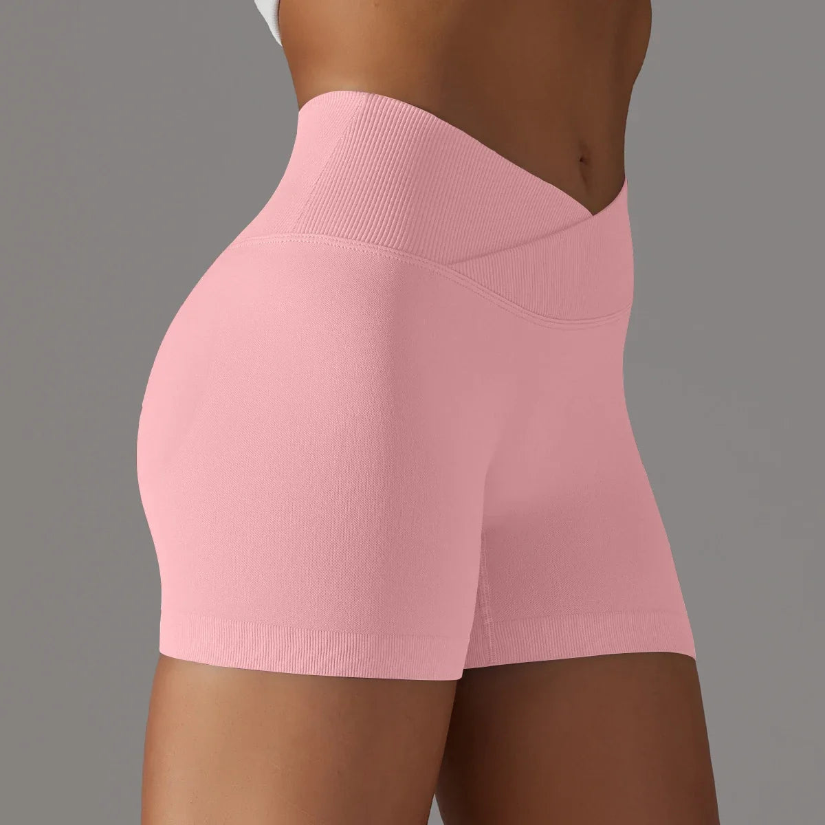 Summer V-waist peach hip lifting tight fitting three part pants, high waist yoga shorts, running speed drying seamless yoga pant