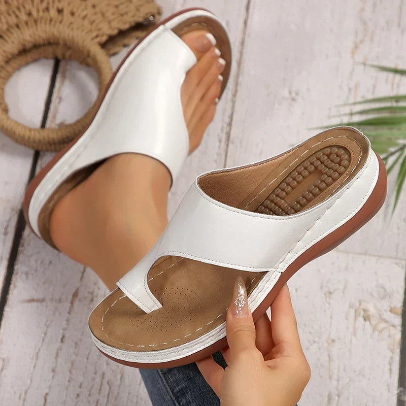 Lightweight Clip Toe Wedge Heel Slippers Women Plus Size 43 Thick Bottom Casual Sandals Woman Outdoor Platform Summer Sandles