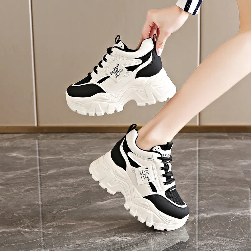 Fashion Lace Up Chunky Sneakers for Women Comfort Breathable Platform Sports Shoes Woman Pu Leather Thick Bottom Running Shoes