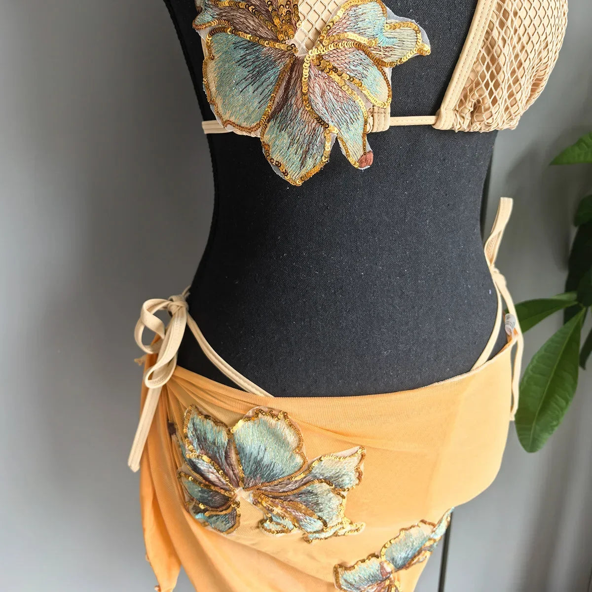 3 Pieces Sexy Women's Bikini Set 2025 Swimwear Female Beachwear Bathing Suit with Flower Sarong Swimming Cover up