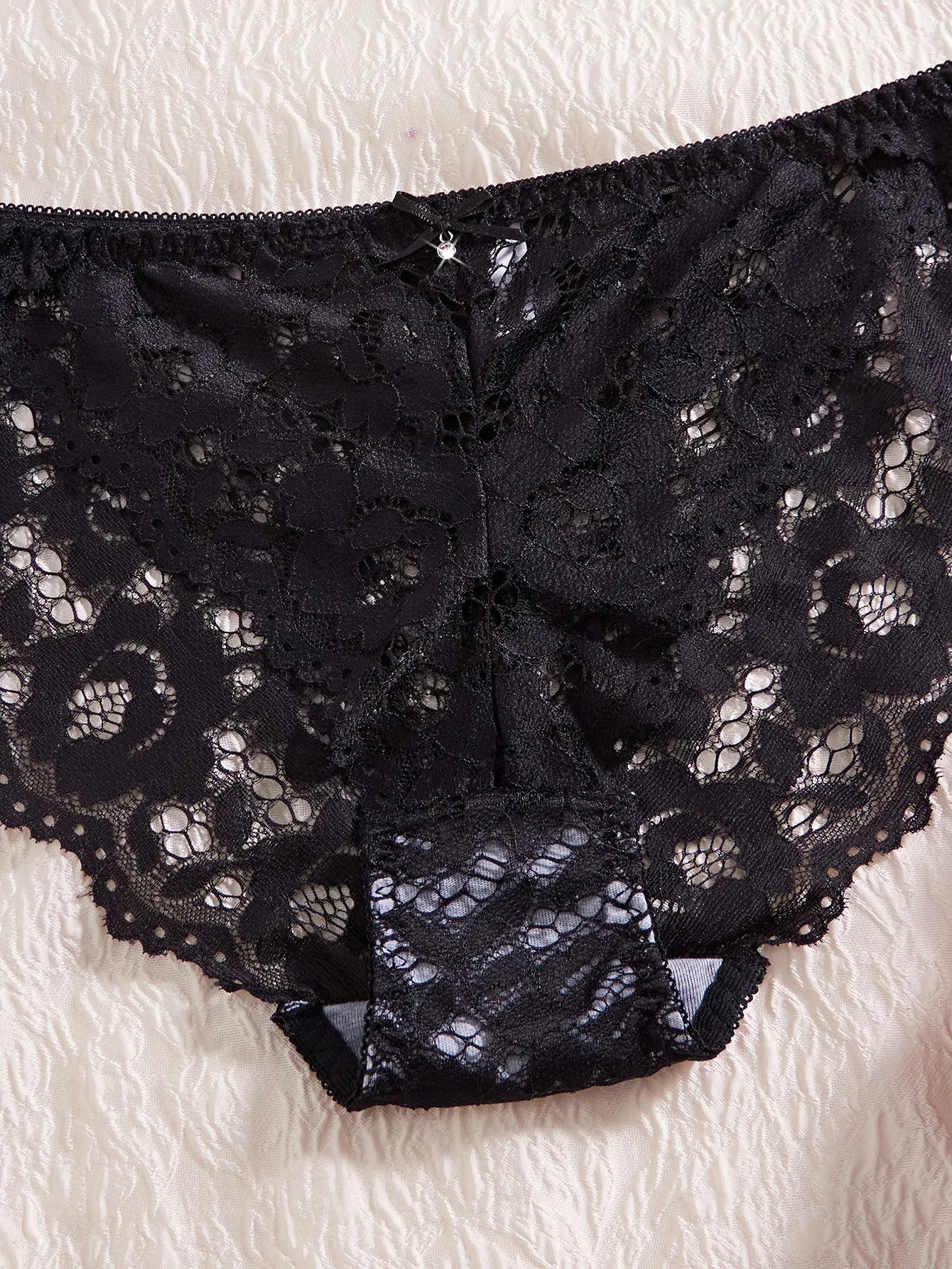 6-Piece Set Women's Bra and Panties Set Sexy Patterned Lace Patchwork No Lining Comfortable Fitting Women's Push-Up Bra Women's Underwear Set