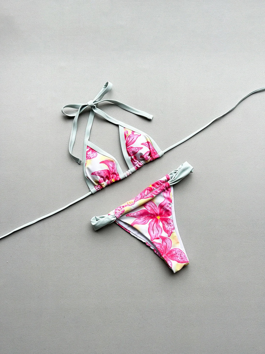Boho Style Women's Floral Print Swimsuit Sexy Backless Lace-up Swimwear Push Up Thong Bathing Suit Female Bikini Set Beachwear