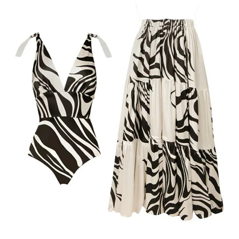 2025 Women's Sexy Two Piece Swimsuit Set Deep V Black White Stripe Print High End Sensation Swimwear for Ladies
