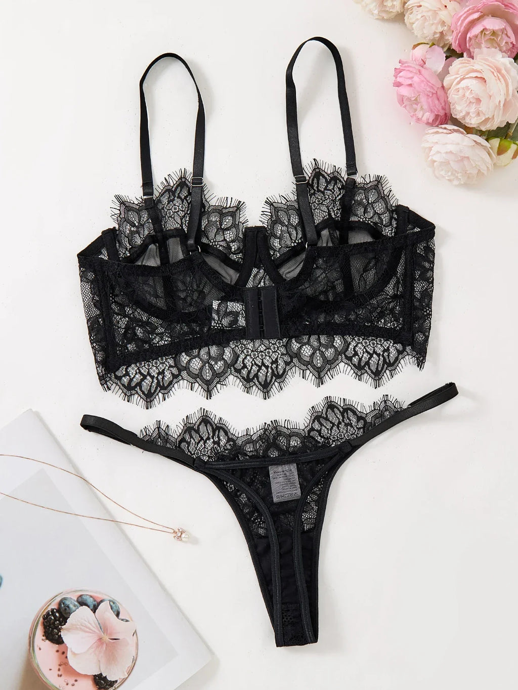 Ladies Sexy Lace Underwear Set Lace Flower Embellished Bra And G-string Sexy Feminine Briefs for Women