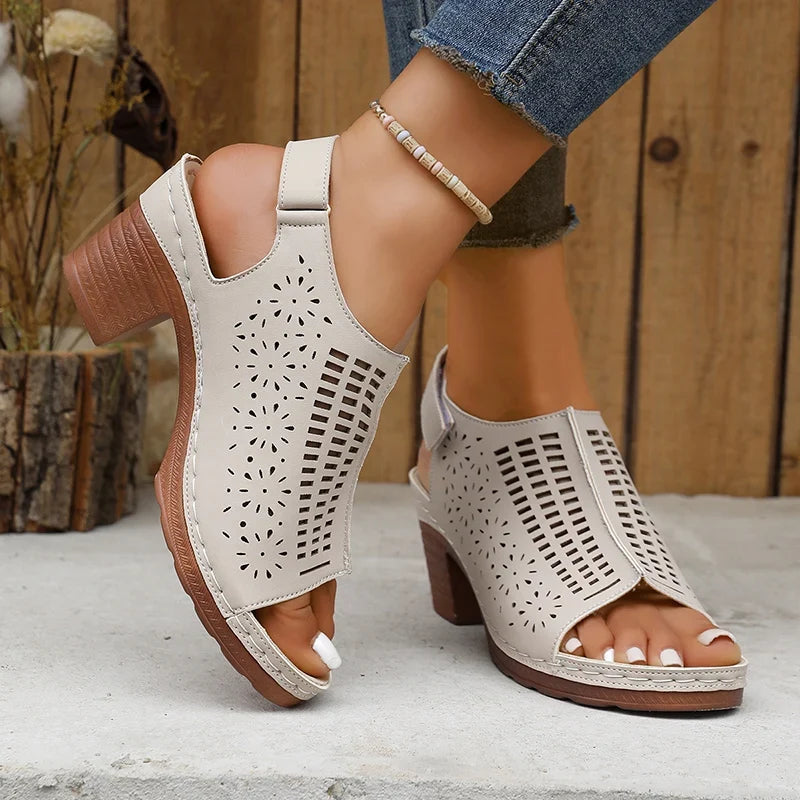 Retro Hollow Out Thick Heeled Sandals for Woman Summer Lightweight High Heels Sandals Women Plus Size Outdoor Platform Sandles