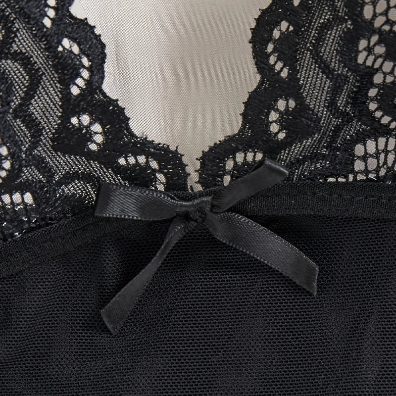 Transparent Lace Nightgown Sexy Sleepwear Female Exquisite Homewear V-neck Bra Thong Set Sleeveless Nightdress Hot Tulle Dress