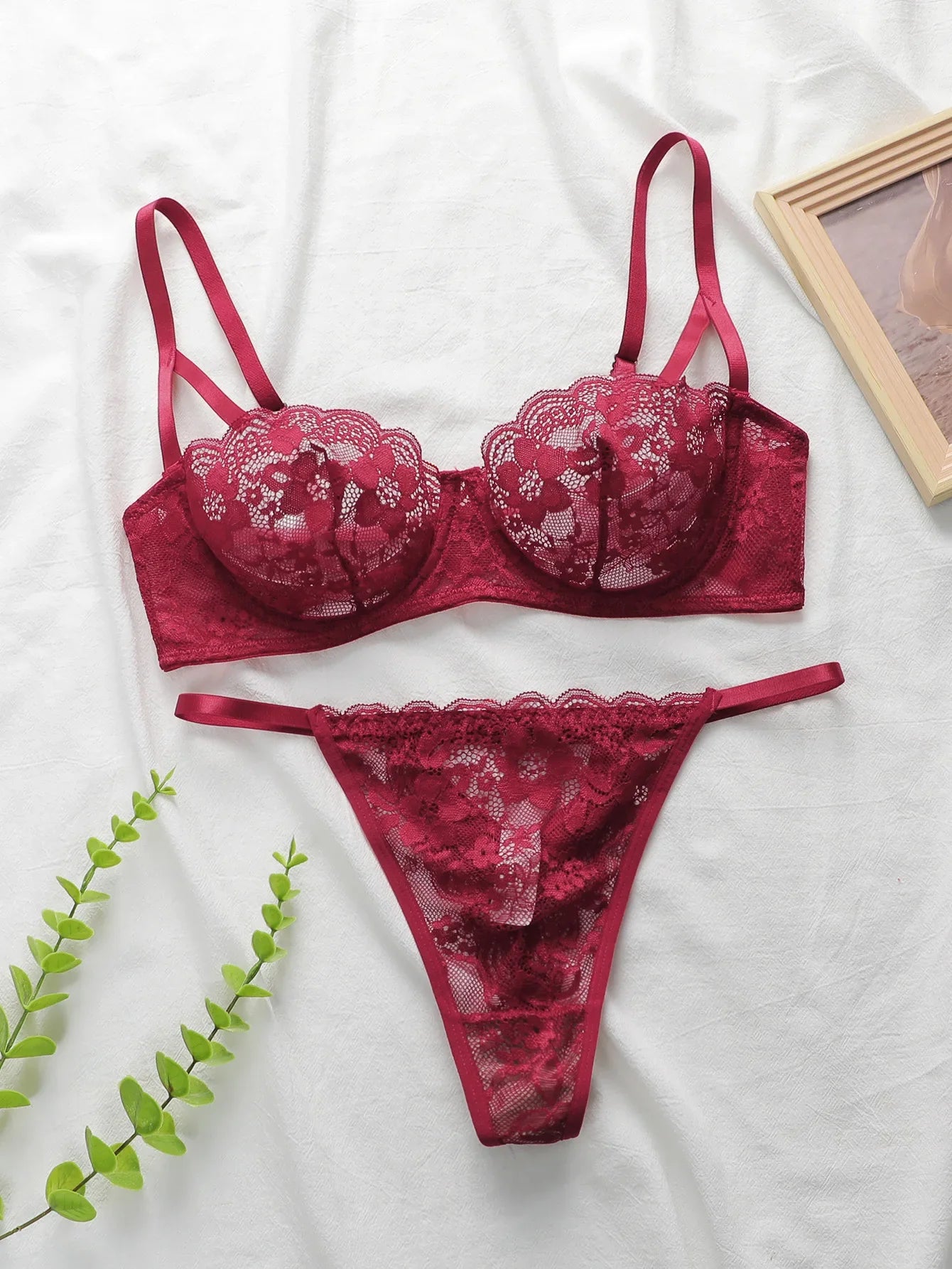 charming French Style Lace Lingerie Set - ultra-thin red lace Bra & Thong Sexy ultra-thin Underwear, Ideal Gift for Her YS2451
