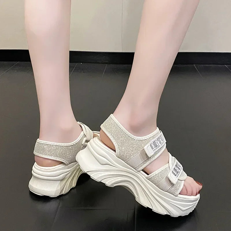 New Sports Sandals for Women Flat Bottomed Beach Shoes Thick Soled Casual Women Shoes Sandalias De Mujer 2025