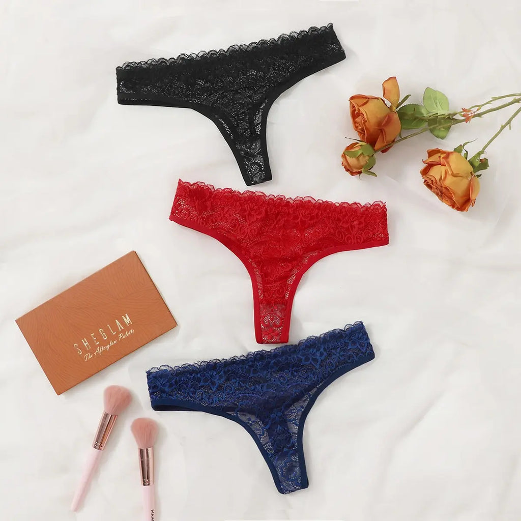 Sexy And Charming Women's Underwear Ultra-Thin Full Lace Thong 3 Pcs black blue And Red Can Be Paired With A  Lingerie 363-3