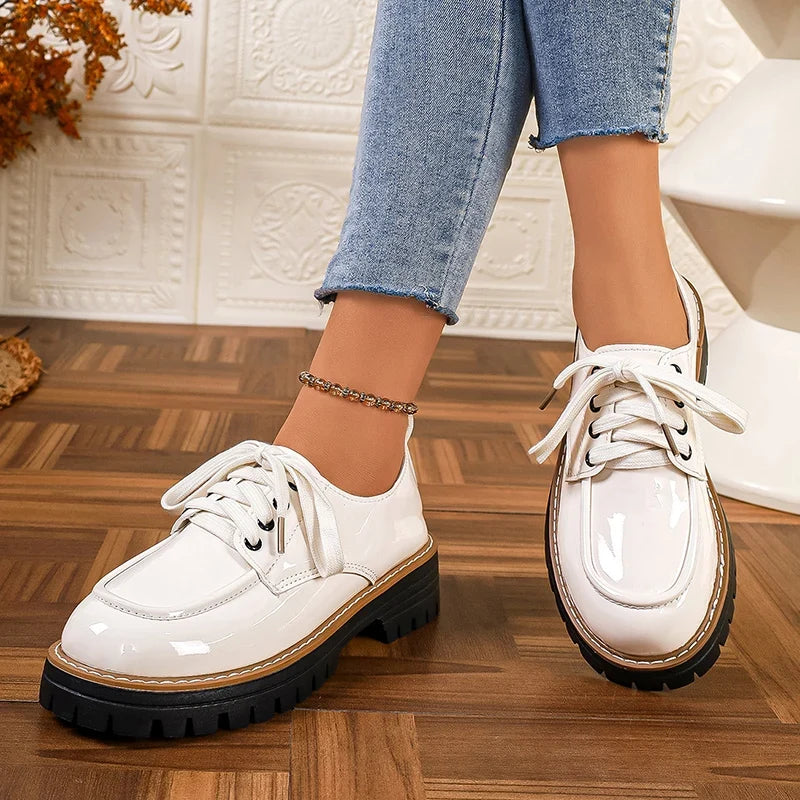 Ladies Office Oxford Shoes Fashion Lace Up Round Toe Platform Shoes Women British Style Patent Leather Student Shoes Woman 43