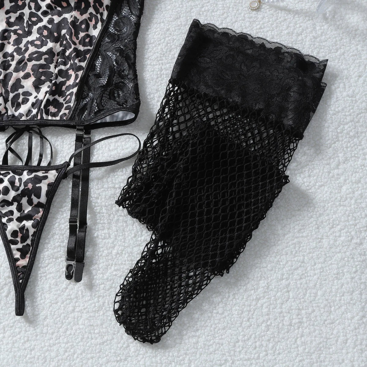 Toucheart Erotic Lingerie Hot Girl Sexy Leopard Print Suspender See-through Lace Waist Shaping Luxurious Hot Underwear Split Set