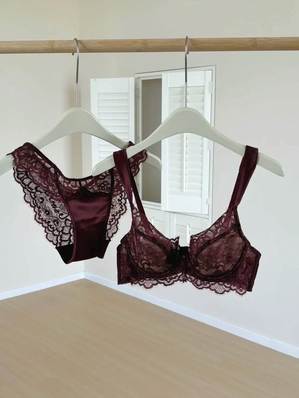 Minimizer Bra Set for Large Bust with U-Back | French Lace Deep V Push Up Anti-Sagging | Women's Sexy Summer Underwear MOYISU AB