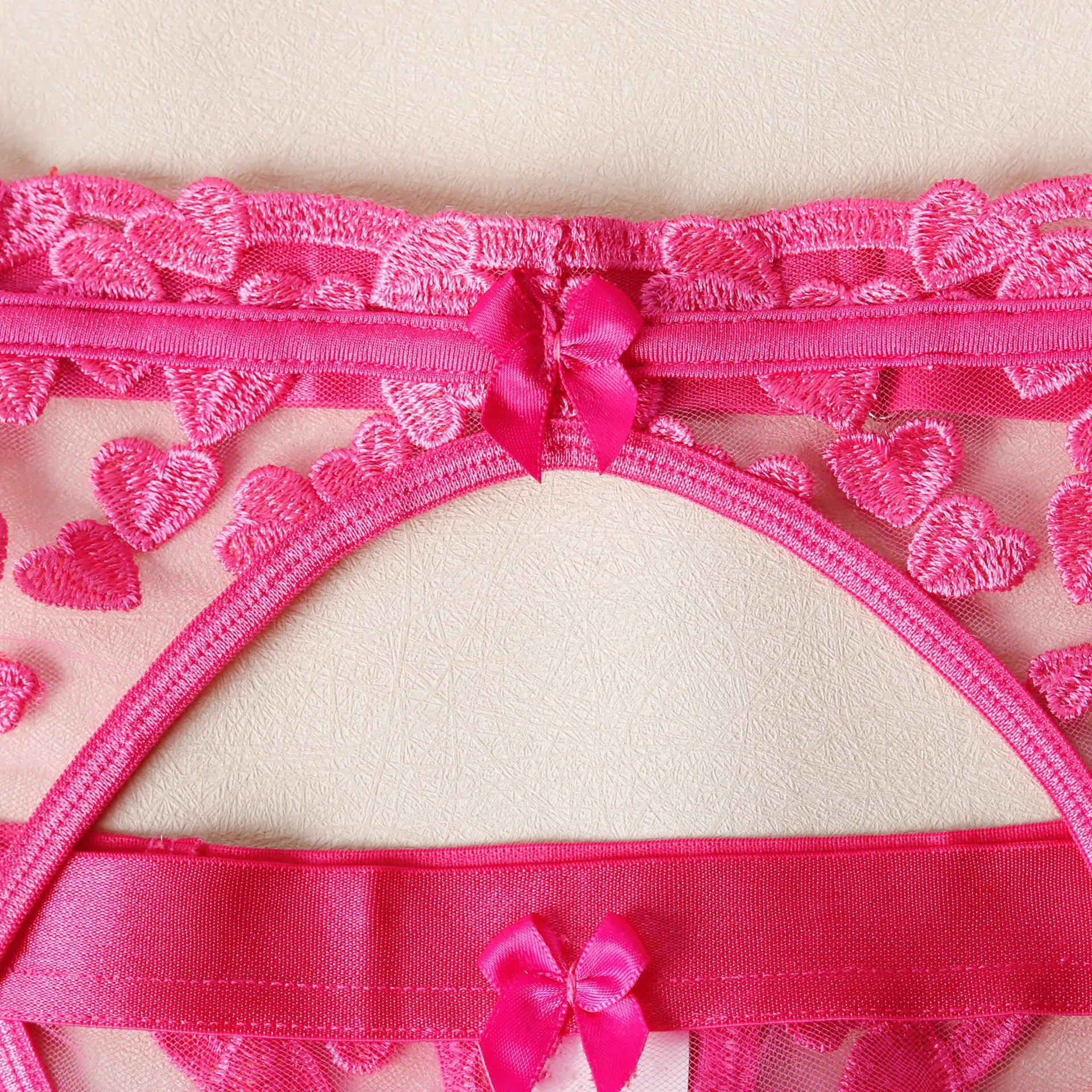Sexy underwear French ultra-thin embroidered love mesh bra big breasts showing small sexy underwear set