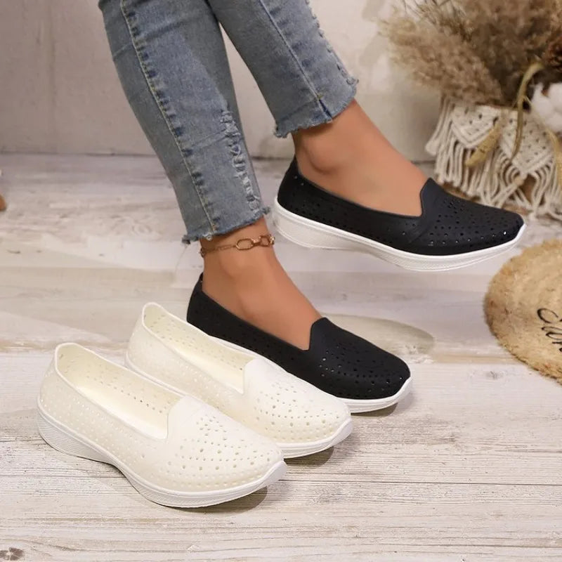 Women's Summer Casual Sandals Women Plastic Beach Sandals Female Non-slip Flat slippers Soft Bottom Jelly Sandals