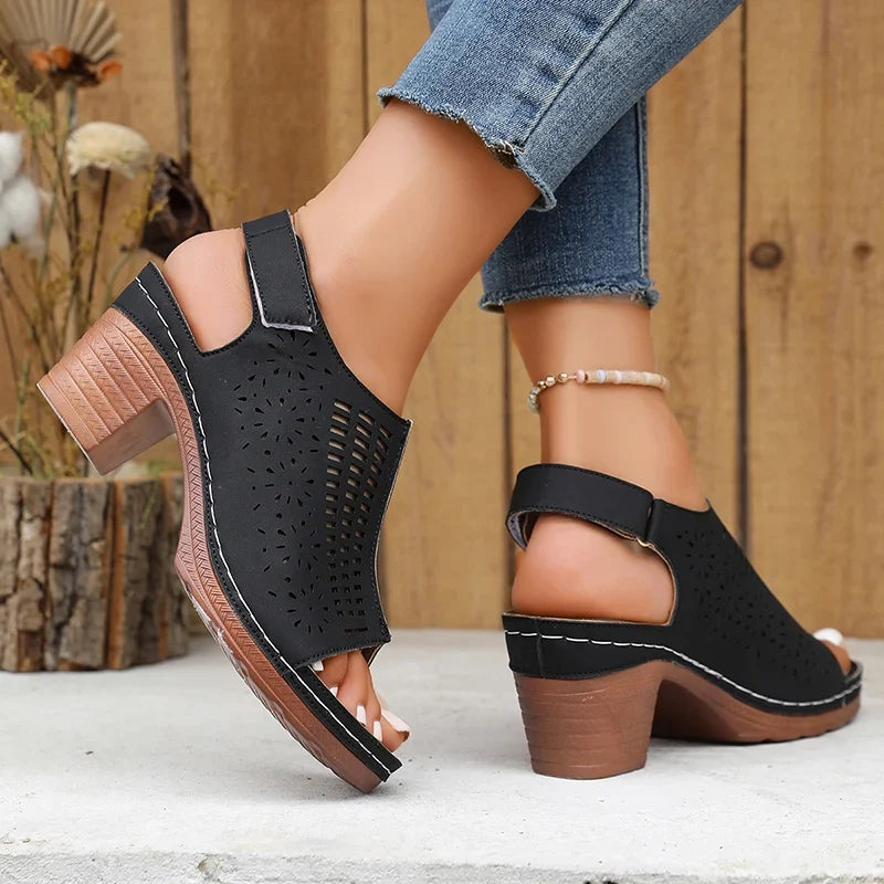 Retro Hollow Out Thick Heeled Sandals for Woman Summer Lightweight High Heels Sandals Women Plus Size Outdoor Platform Sandles