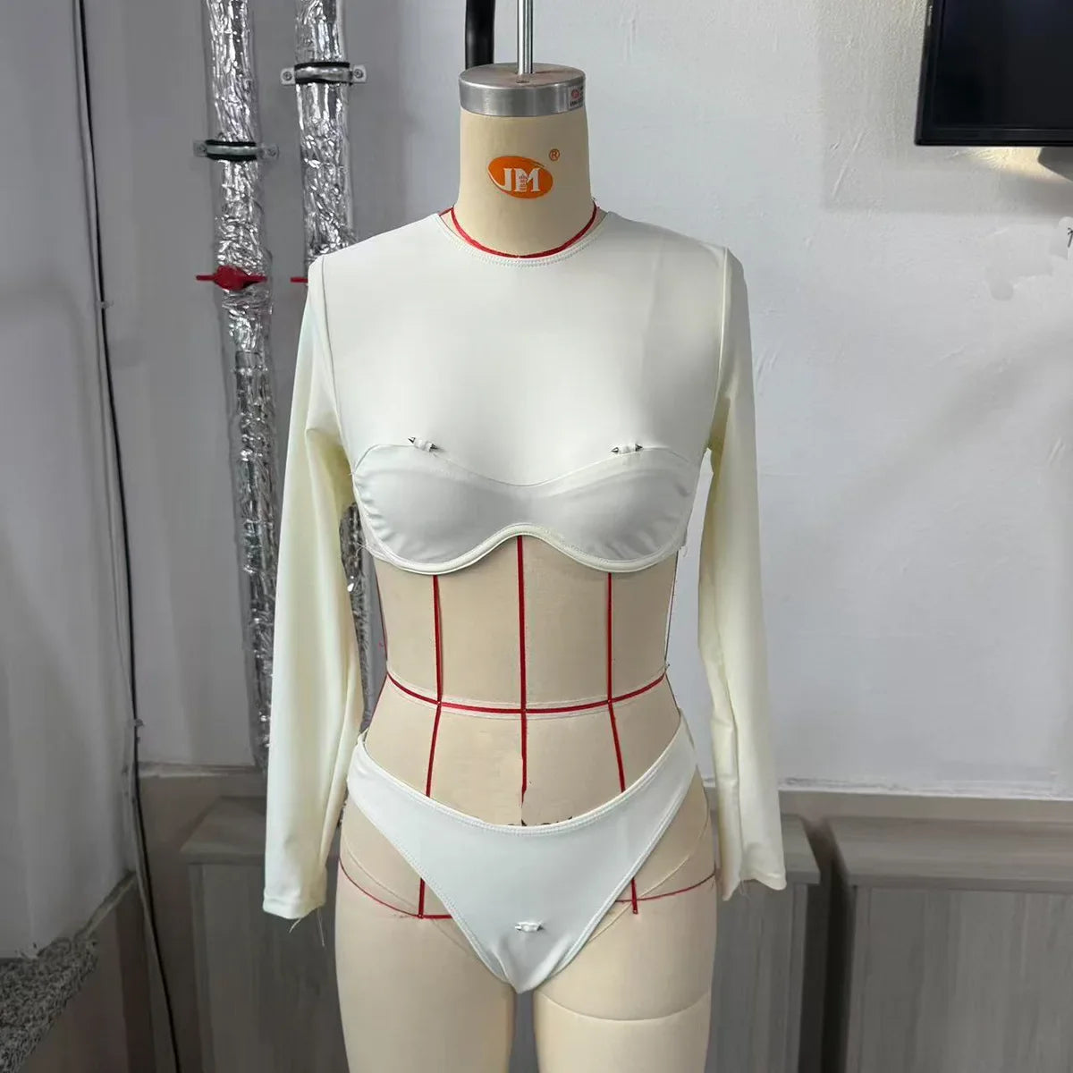 2026 New Women Long Sleeves Bikini Swimsuit Lady Sexy Fashion White Sport Style Swimwear Vacation Female Beachwear Bathing Suit