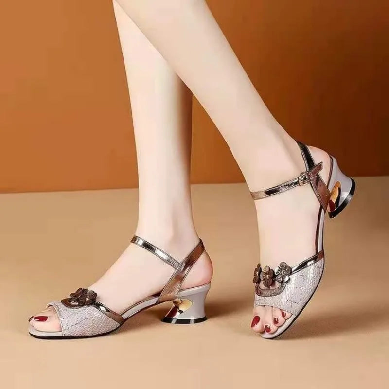 Women Floral Sandals for Outdoor 2026Luxury Designer Chic Woman Beach Fashionable Elegant High Heels Sandalias De Mujer