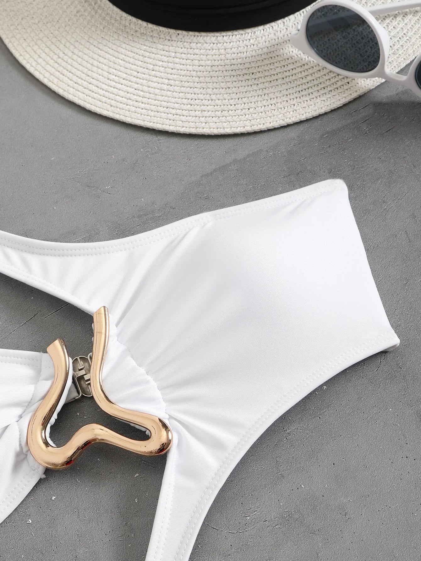 Sexy Black Hollow Out Bikini 2025 Women One Shoulder Metal Designer  Backless Thong One Piece Swimsuit Summer Bathing Suits