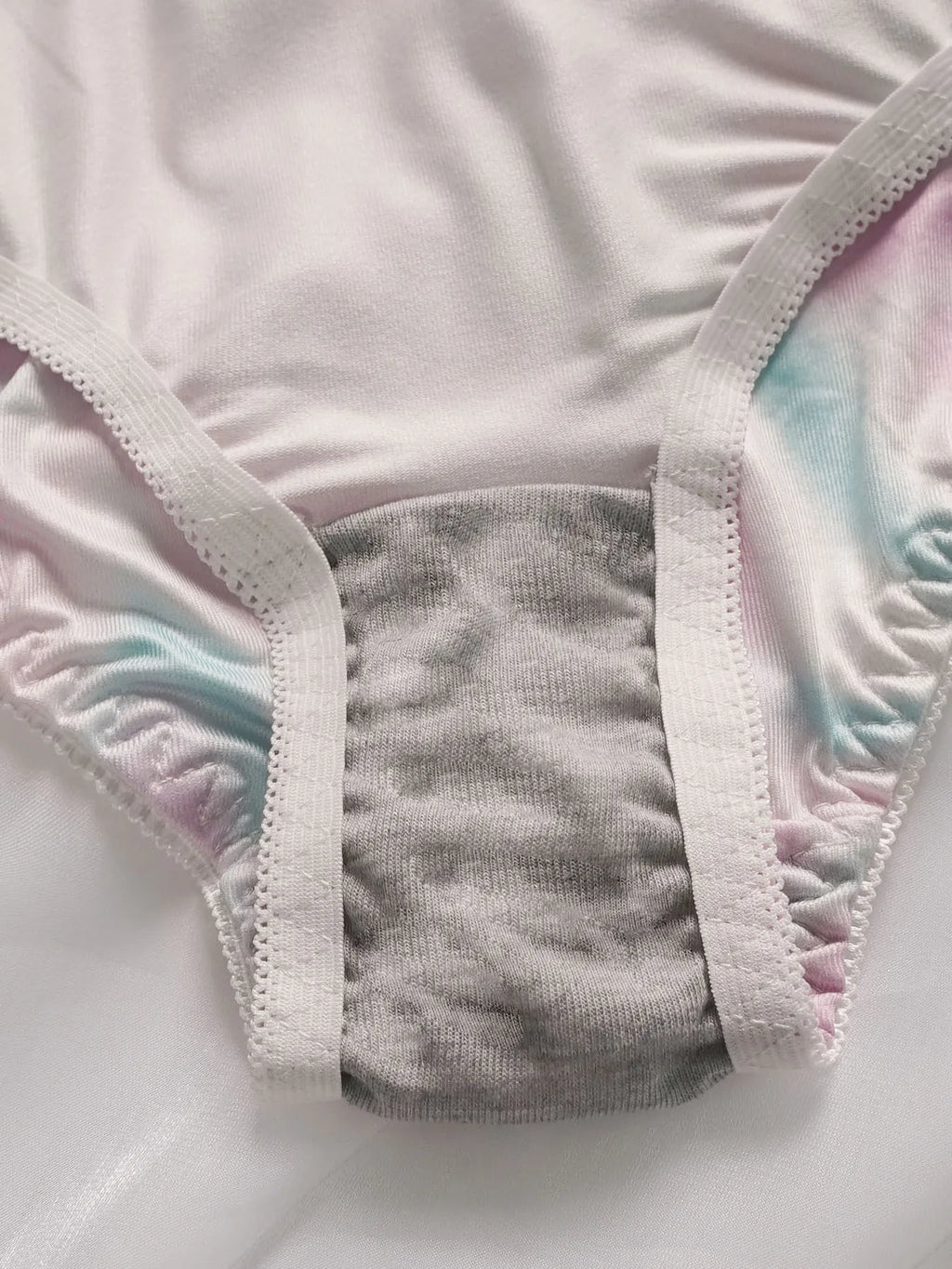 Toucheart Sexy Lingerie Suit for Women Bow Knot Patchwork Printing Underwear Sexy Bra Set Thin Cup Colorful Lingerie Suit New