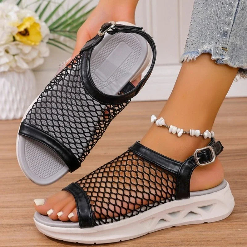 Summer New Mesh Buckle Fish Mouth   Casual Lightweight Versatile Comfortable Beach Sandals Women