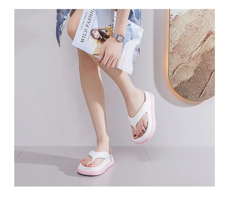 Woman Beach Flip Flops Fashion Summer Shoes 2025 Trend Girls Platform Sandals Soft EVA Non-slip Female Indoor Outdoor Slippers