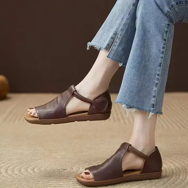 New Women's Peep Toe Flat Sandals - Retro Soft Leather Breathable Comfortable Versatile Casual Shoes 2026